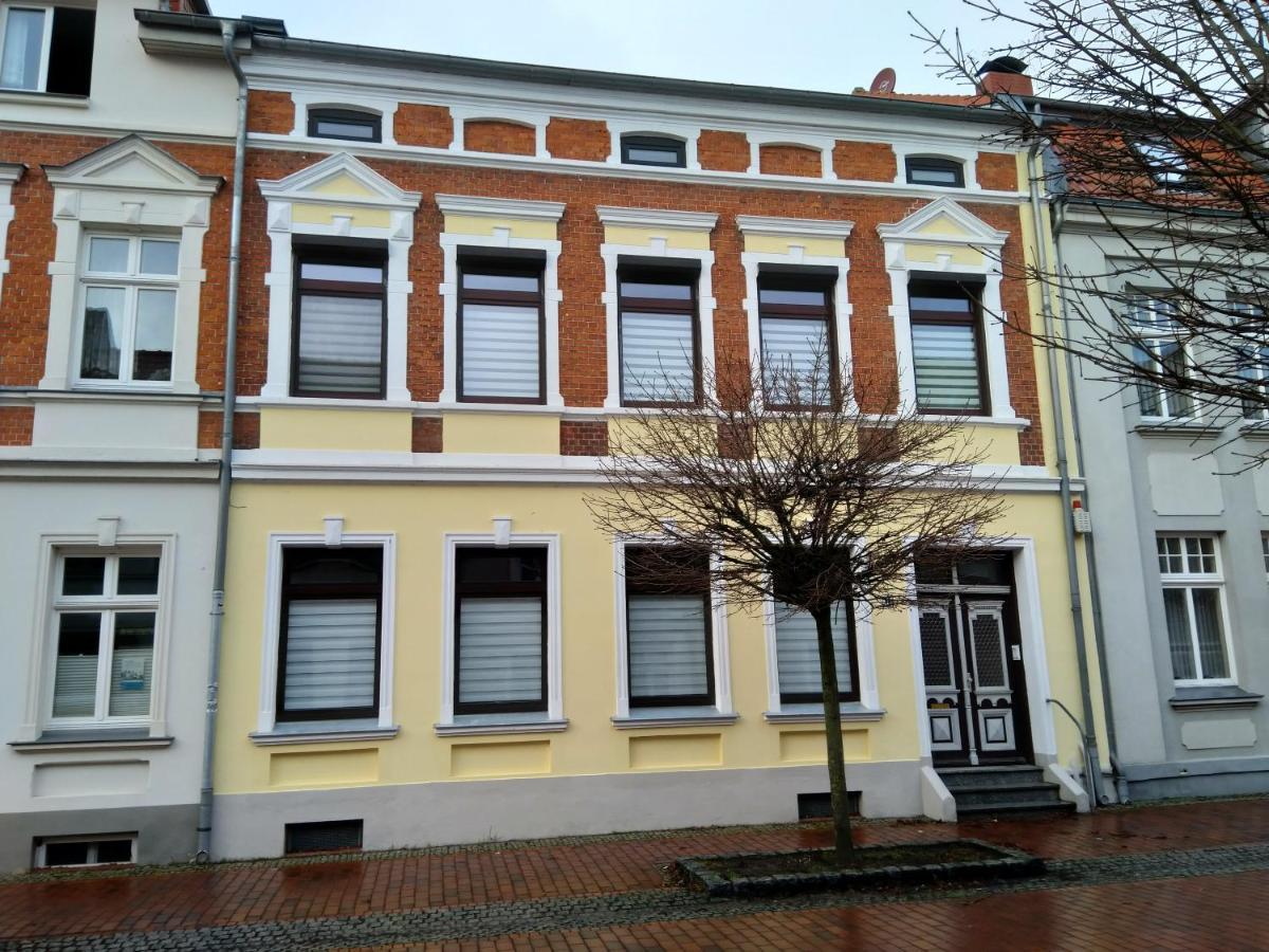 Ferienwohnungen Ribnitz-Damgarten  Exterior foto